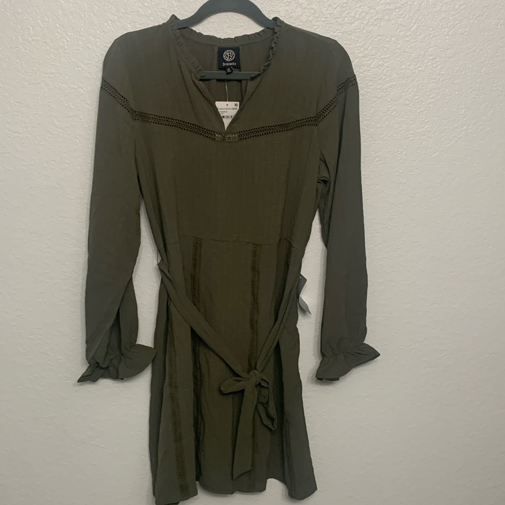 Bobeau Long Sleeve Tie Waist MIDI Dress Size M in Olive Drab